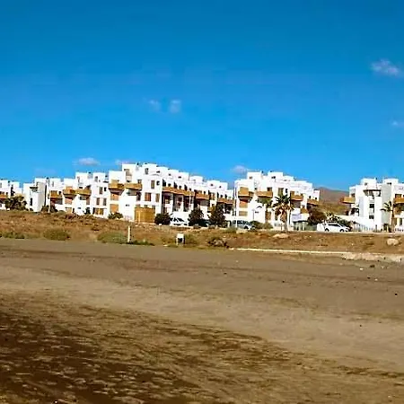 Sunny Duplex Martines