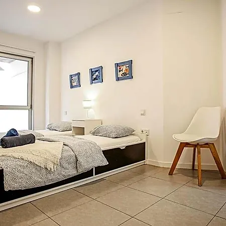 Sunny Duplex Martines